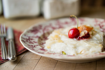 Gullac / Turkish Traditional Ramadan Dessert