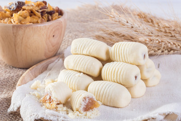 Fototapeta premium Traditional Chinese cookies pineapple tart