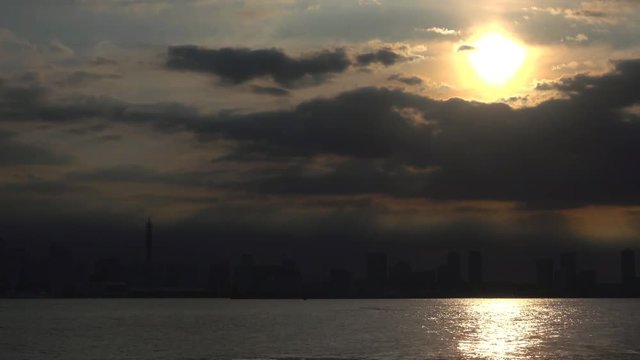 4K・夕景の横浜港・タイムラプス_3-433