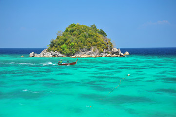 Obraz premium Beautiful Sea on Tropical Islands