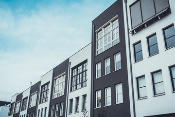 Rows of alternating black and white lofts