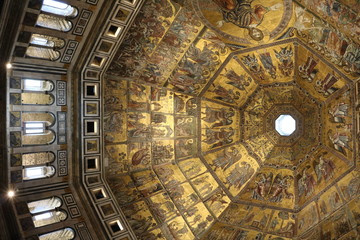 Fototapeta na wymiar Inside view of the Baptistery of San Giovanni, Florence Italy
