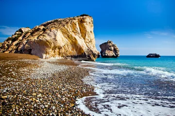 Gordijnen Aphrodite& 39 s geboorteplaats strand in Paphos, Cyprus © prescott09