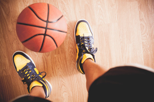 Basketball Shoes" Images – Browse 1,135 Stock Photos, Vectors, and Video |  Adobe Stock