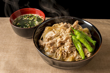 豚焼肉丼