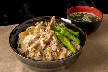 豚焼肉丼