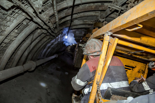 Modern coal mine underground