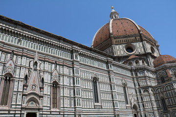 Fototapeta premium Cathedral Santa Maria under blue sky in Florence, Tuscany Italy