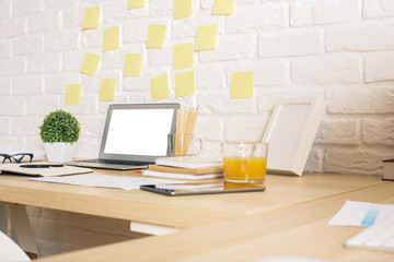 Creative desktop side