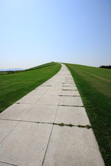 The white long way which spreads out to the mountaintop