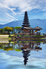 Temple on Bratan lake - Pura Ulun Danu Bratan, Bali, Indonesia © pzAxe