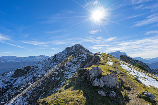 Wanderweg in die Berge