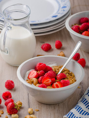 Baked granola with nuts