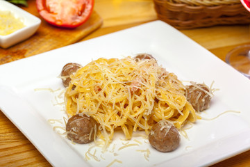 Spaghetti pasta with meatballs