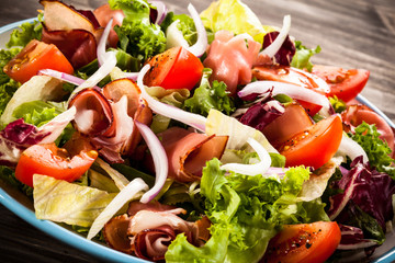 Smoked ham and vegetables 