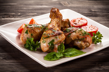Grilled chicken legs and vegetables 