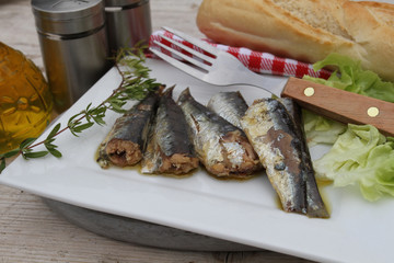 sardines à l'huile 26072016