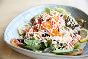salad with salmon japanese food