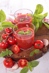 tomato soup,gazpacho