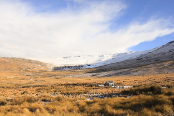 a beautiful landscape in a cold environment