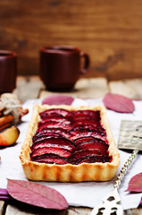 plum tart