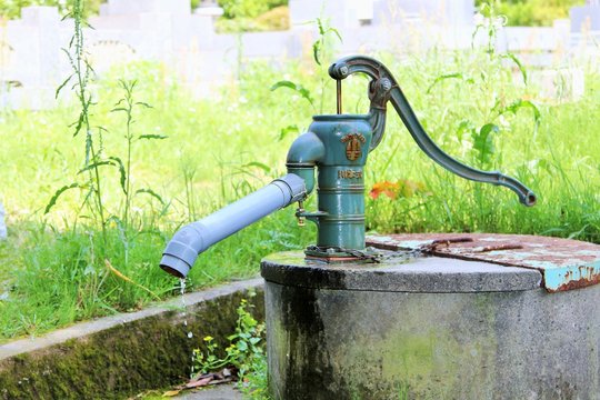 汲み上げポンプ