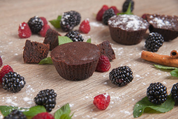 fruitcake fresh berries and mint