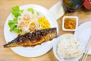 Grilled Saba fish sauce soy with vegetable for healthy