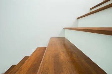 Keuken foto achterwand Trappen houten trap in huis