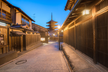 Fototapeta na wymiar Yasaka Pagoda and Sannen Zaka Street in the Nigth, Kyoto, Japan
