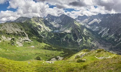 Fototapeta na wymiar Valleys and peaks of summer Slovak High Tatras mountains