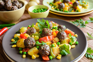 Meatballs with fried vegetable