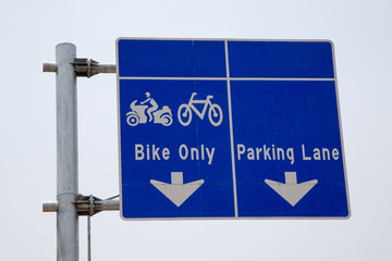 Fototapeta premium Bike lane signpost for bicycle and motorcycle in Thailand 