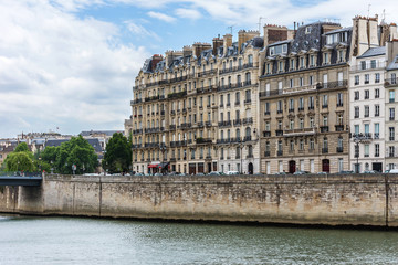Naklejka premium The picturesque embankments of the Seine River in Paris. France.
