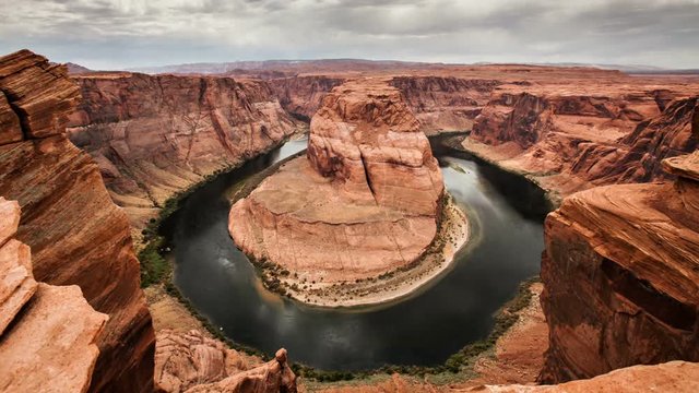 Beautiful time lapse of Horseshoe Bend in Arizona.