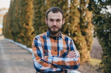 Obraz premium The guy with the dog