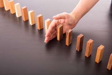 Stop domino risk effect