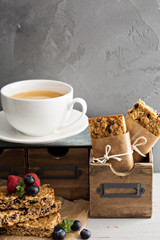 Lunch to go for office or school granola bars