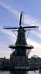 Fototapeta na wymiar Moulin Adriaan, Haarlem, Pays-Bas.