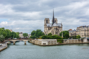 Fototapeta na wymiar Cathedral Notre Dame (1163 - 1345) de Paris. France.
