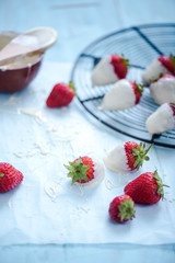strawberries in white chocolate