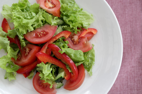 Tomatoes and pepper salad