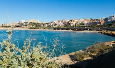 Fototapeta na wymiar Coast of Tarragona in spring