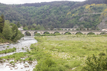 Fototapeta na wymiar Bridges near Rauret 