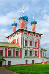 Fototapeta na wymiar Church of Tsarevich Dmitry on Blood, Uglich Kremlin, Russia