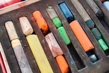 set of used oil crayons