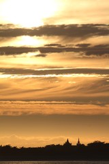 coucher de soleil sur la côte bretonne