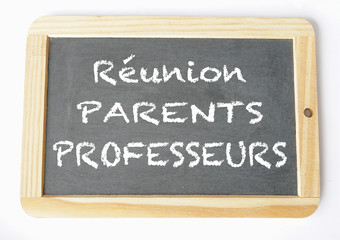 Obraz premium réunion parents professeurs ardoise craie 