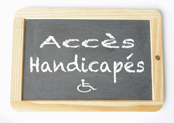 Obraz premium accès handicapés, ardoise craie 
