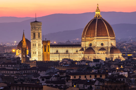 Florence duomo with light in the twilight time